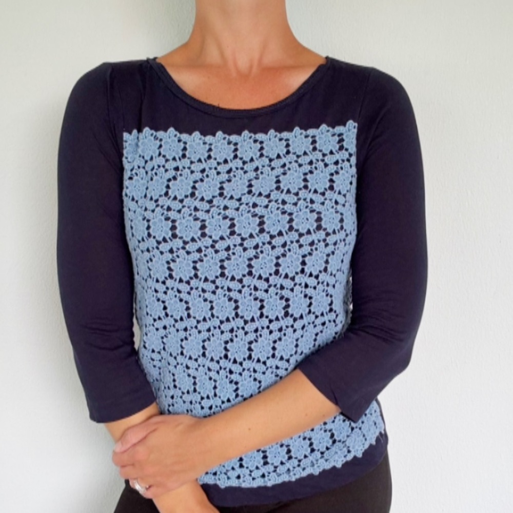 J. Crew blue floral textured eyelet lace 3/4 sleeve cotton knit top size XS